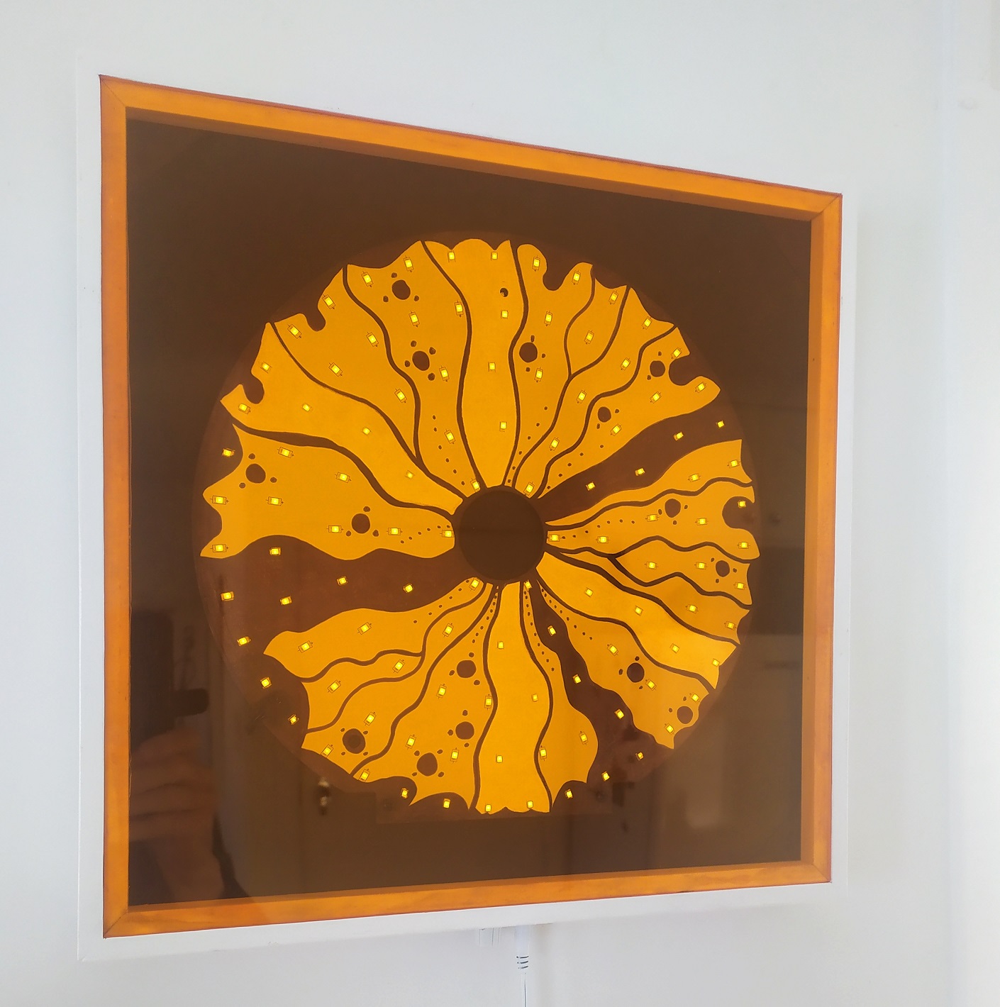 LED golden light box 1